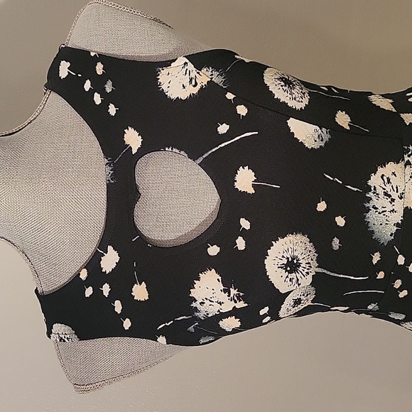 Material Girl, Black & White Heart Cutout Dress, Size: S - Picture 2 of 6